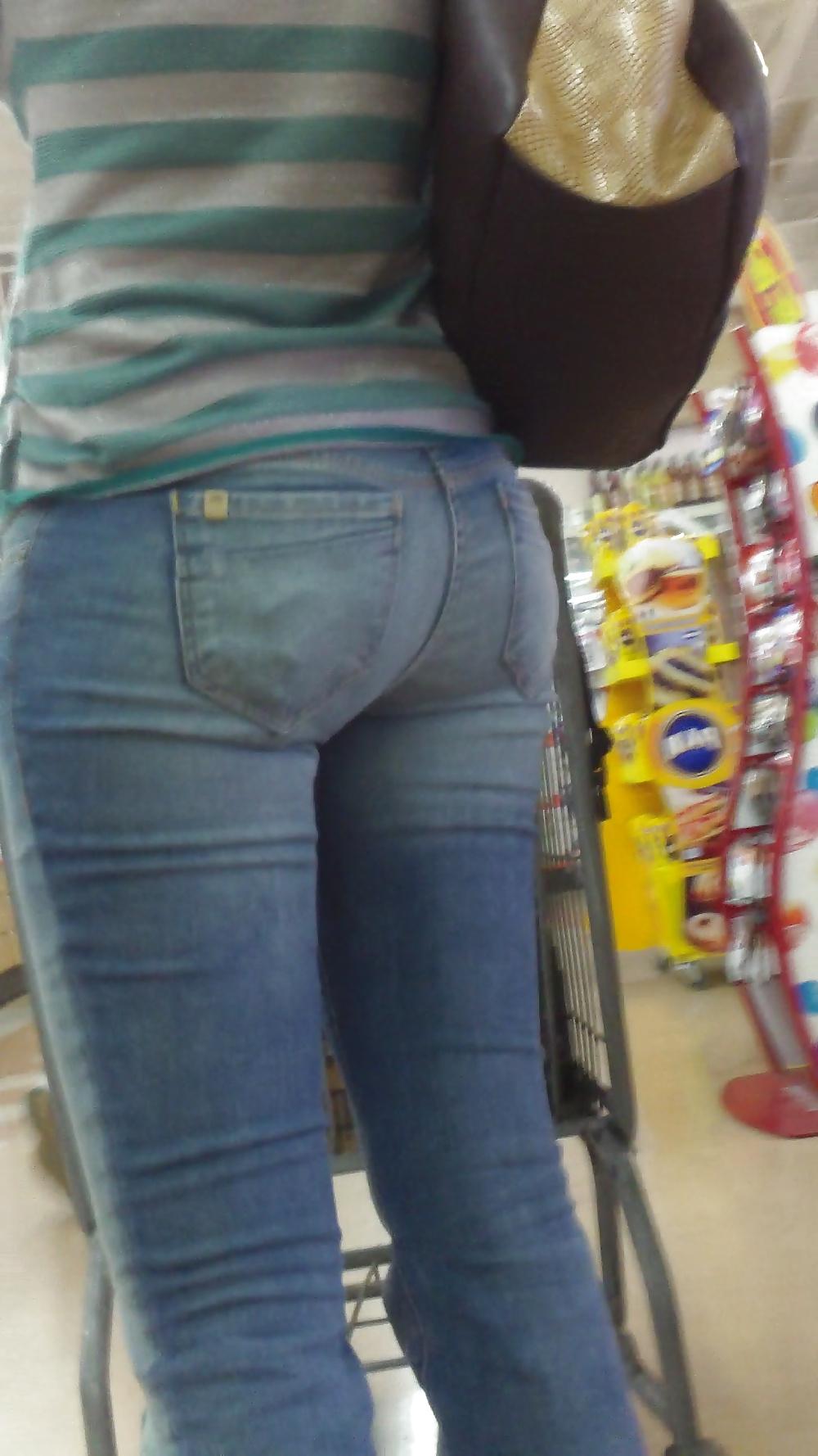 25P Popular teen girls ass & butt in jeans part 3