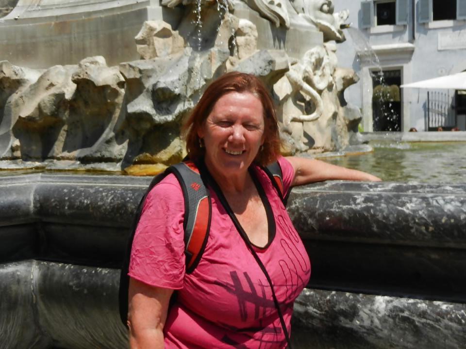 20P Not naked busty mature women 5.