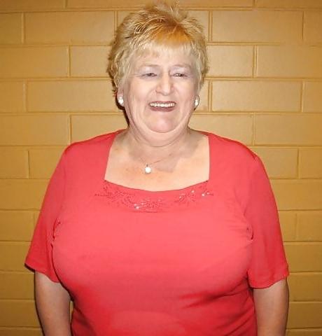20P Not naked busty mature women 6.