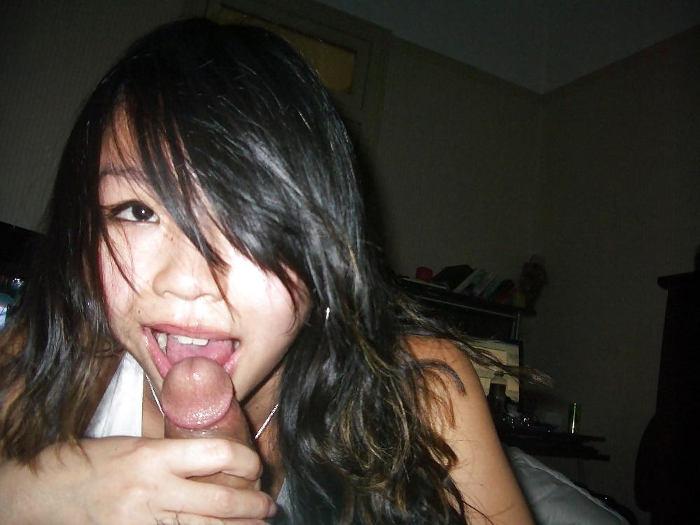 10P Asian Girls Sucking 5