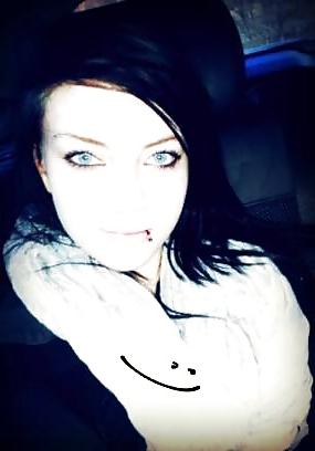 25P Hot Young Facebook Teen Girl Selfies