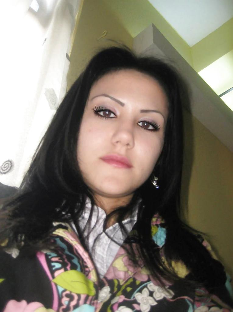 25P Hot Young Facebook Teen Girl Selfies