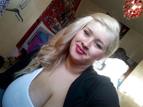 25P GIRLS VAN DA BUST