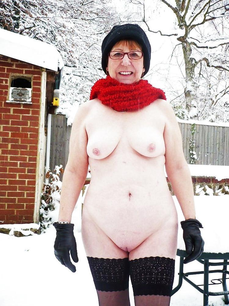 25P GRANNY GAL!