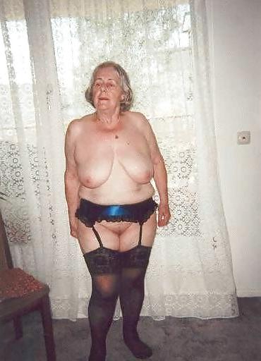 25P GRANNY GAL!