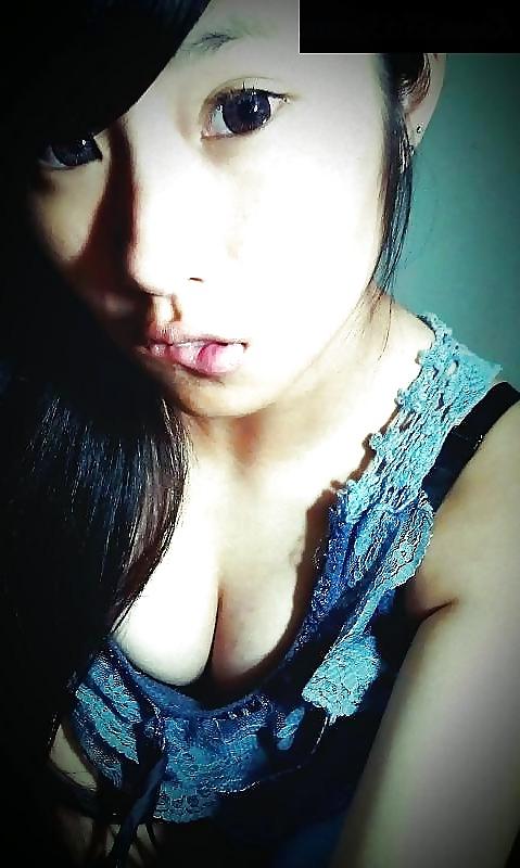 23P Asian Teen girl expose from Xhamster
