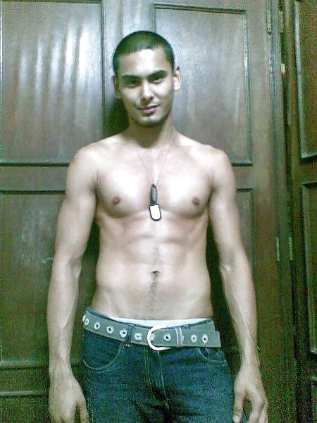 17P Marx topacio filipino actor