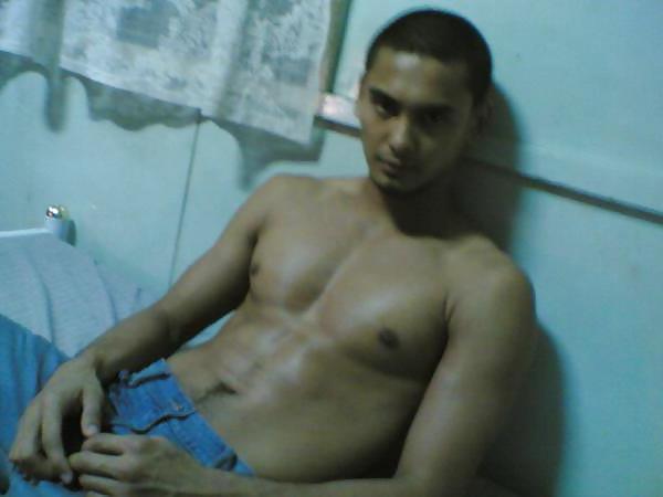 17P Marx topacio filipino actor