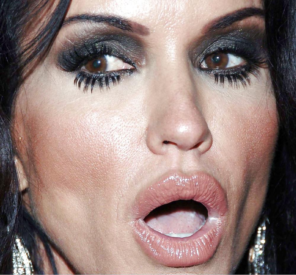 25P Hot faces close up