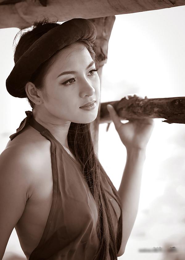10P Vietnamese Ladies 4
