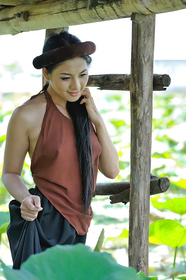 10P Vietnamese Ladies 4