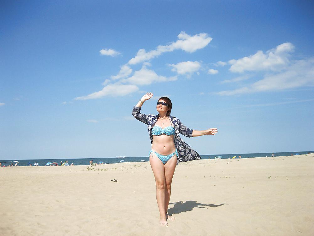 16P Mature Russian women