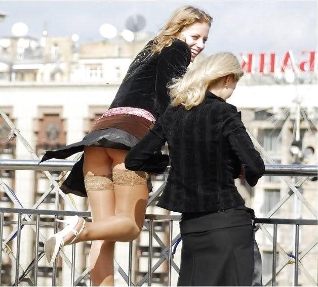 25P Upskirt Windy 2