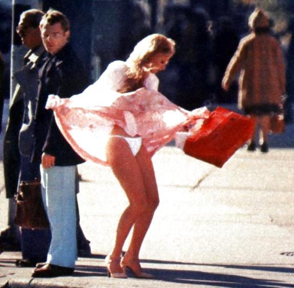 25P Upskirt Windy 2