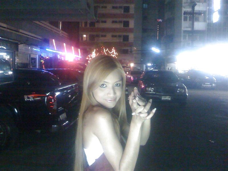 25P Bangkok Ladyboy Vivian