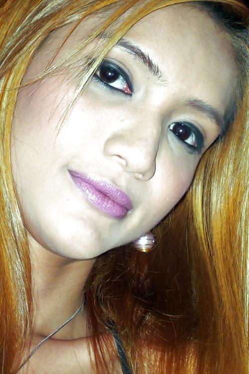 25P Bangkok Ladyboy Vivian