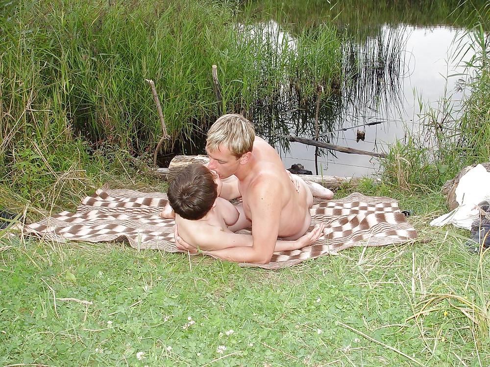 24P Short Hair Russian Olga Threesome on a Beach