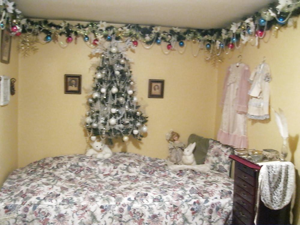 15P Why I haven't been on xhammy in awhile decorating my home