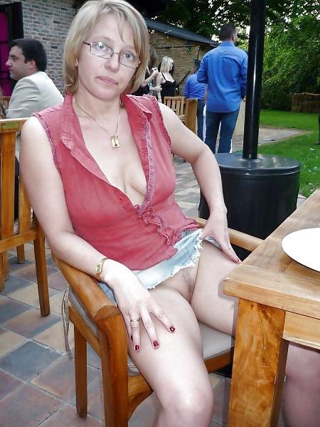 25P A Few More Upskirts