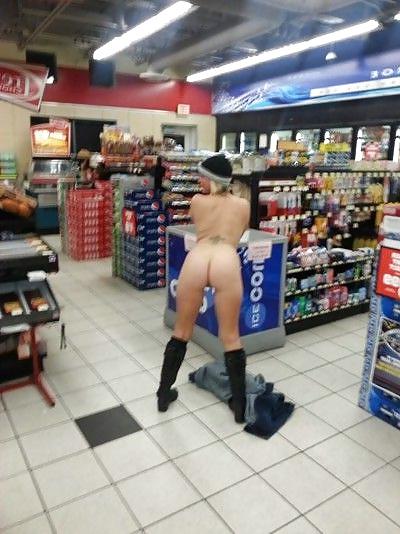 25P A Few More Upskirts