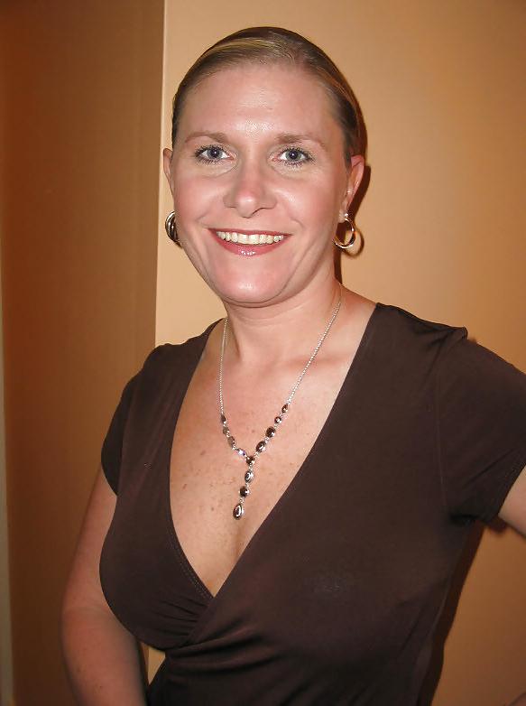 25P Super-duper MILF! #31 (Non-Nude)