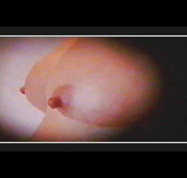6P Bbw wife's tit's caught with spy cam