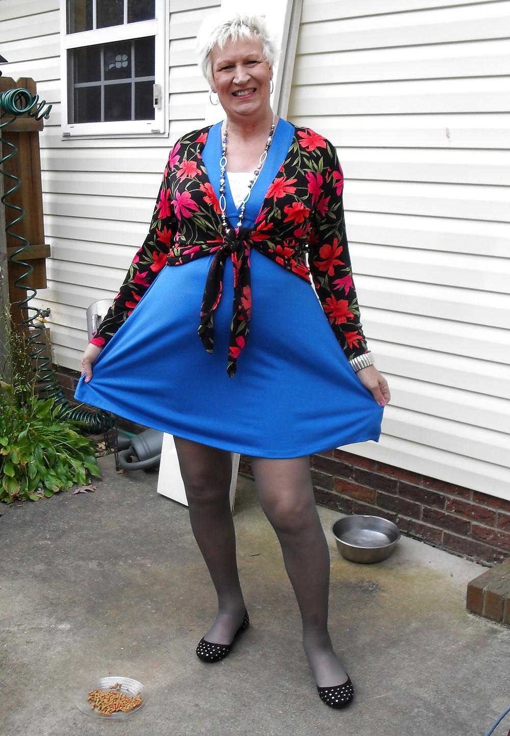25P Ballet flats on a good hosed granny
