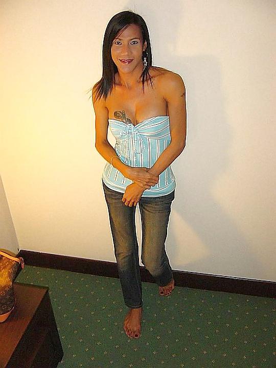 25P Ladyboy Nadia from Bangkok