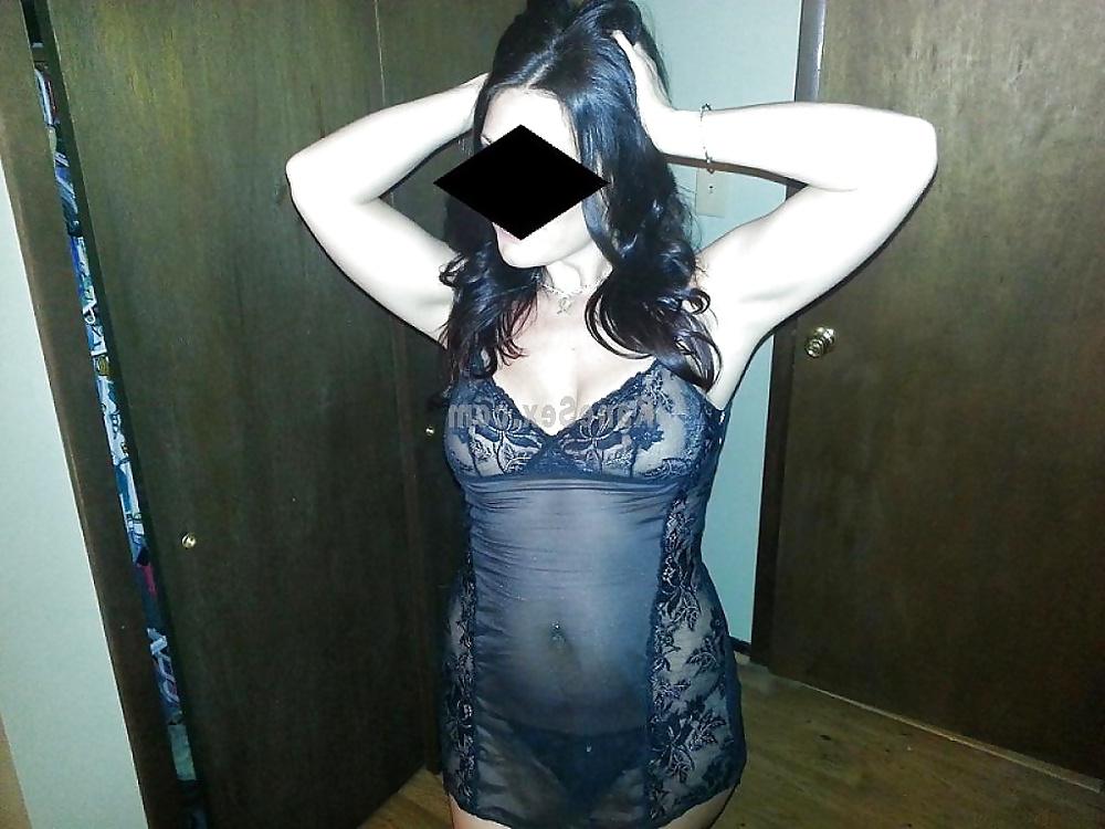 24P Greek HOT amateurs MILFs & teens 2