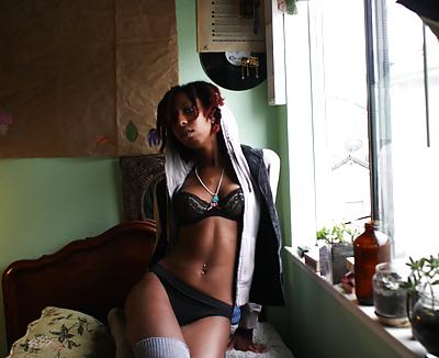 19P Eritrean girl Sinclaire 5