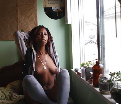 19P Eritrean girl Sinclaire 5