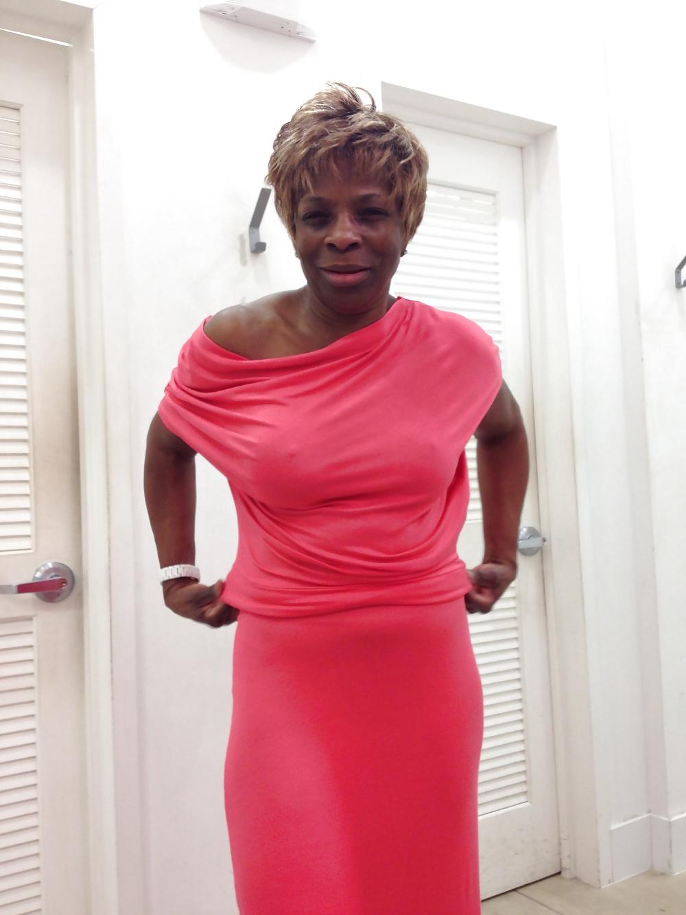 10P I love black girls!!!  non-nude