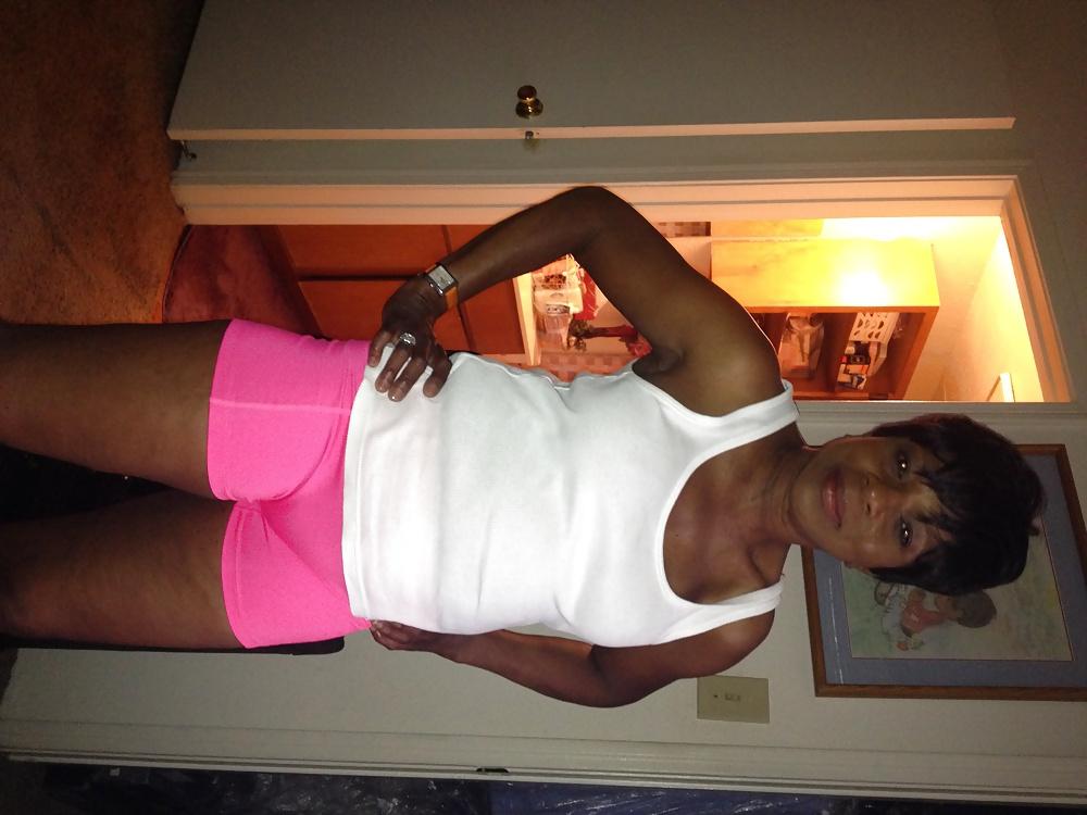 10P I love black girls!!!  non-nude