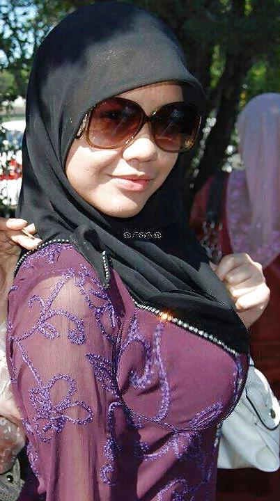 7P Malay hijab baju ketat