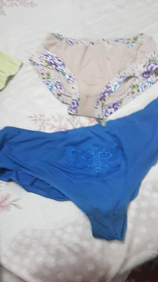 7P Panty mother and daughter