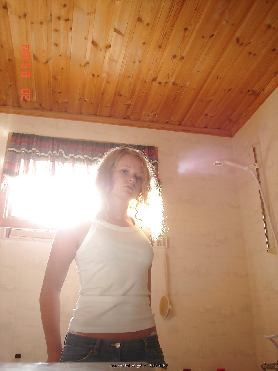 25P Norwegian girl #5
