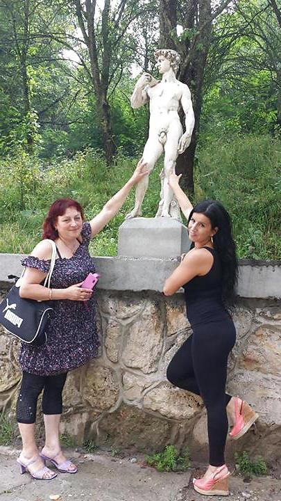 10P Romanian milf: maria