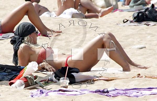 23P GREEK 35 YEARS OLD CELEB ELEONORA MELETH