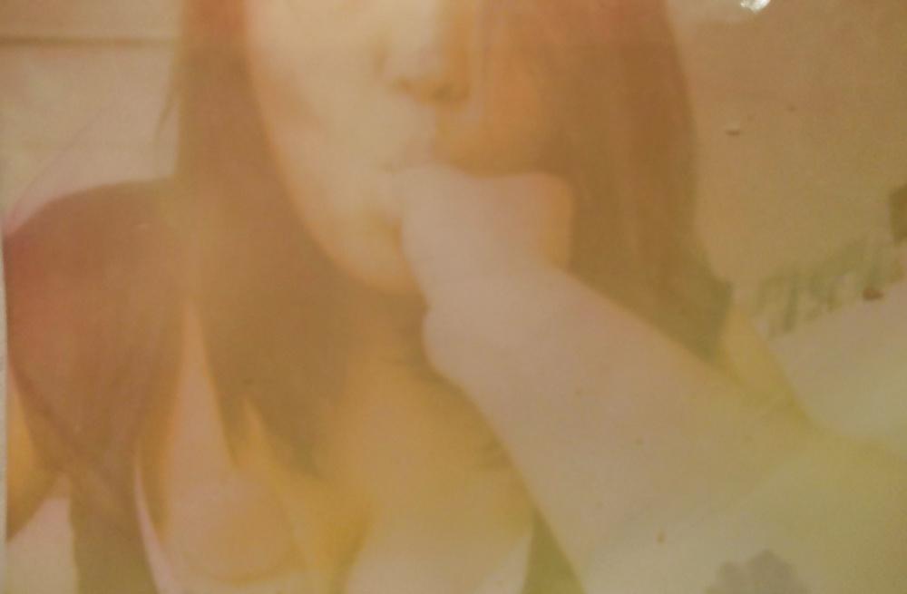 9P Asian wife pics exposed in public toilet