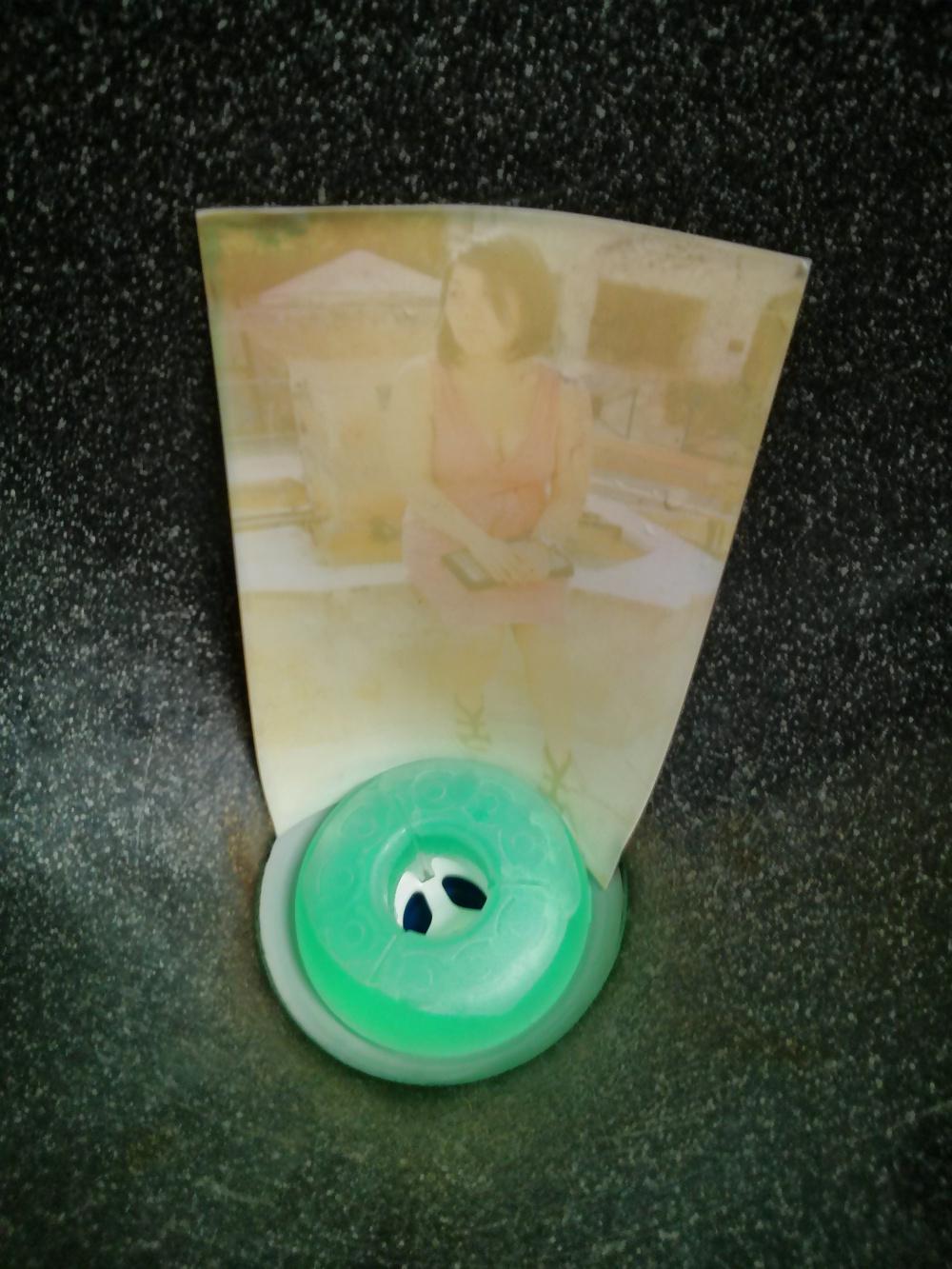 9P Asian wife pics exposed in public toilet