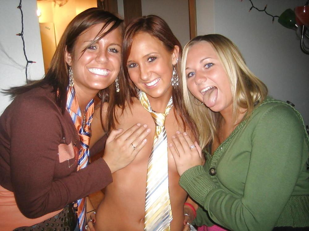 15P Nice (non nude) girls 29