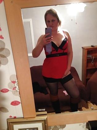 25P Self Shot Non Nude Matures