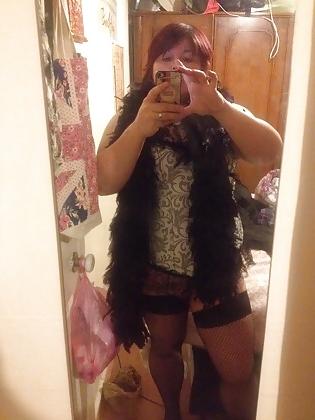 25P Self Shot Non Nude Matures