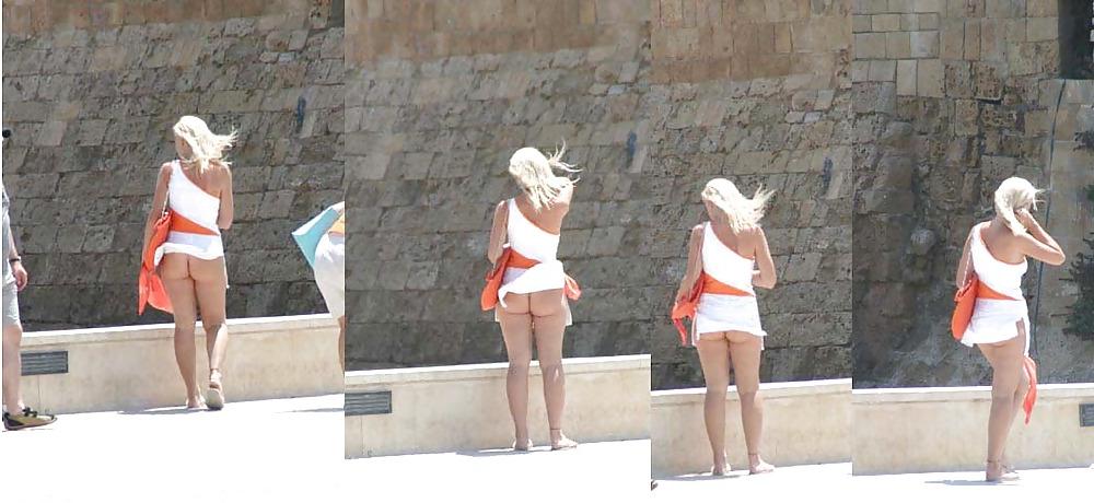 25P Upskirt Windy 1