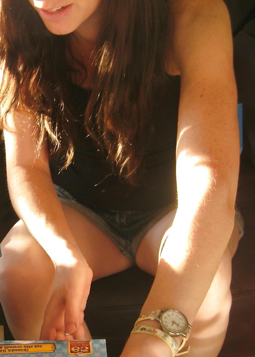 21P Ny Wife Upskirt, Down Blouse