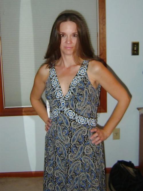 9P Sexy Greek MILF Anthoula from Rodos island