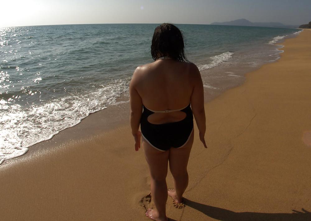 25P Asian wife big tits in swimsuit 
