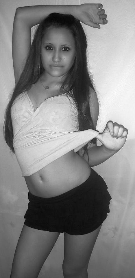 10P Non nude pictures 