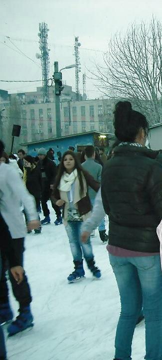 10P Spy teens patinuar romanian