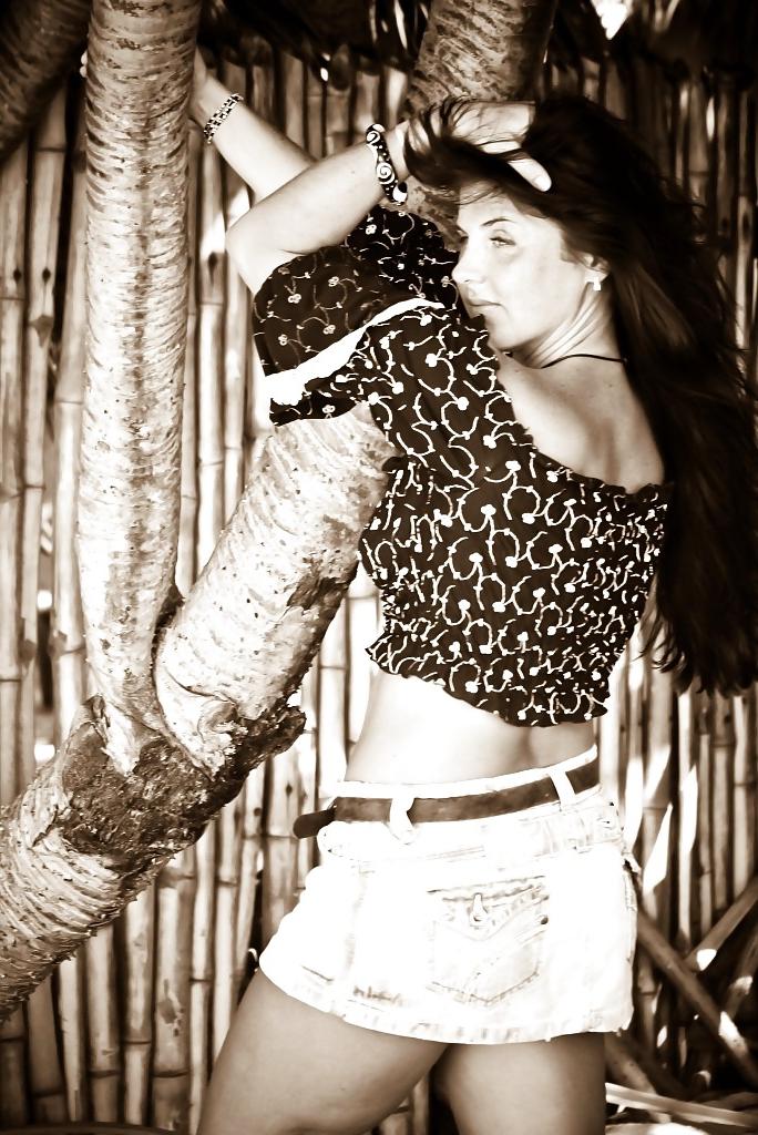 12P Russian beautiful girl in Goa  